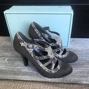 New Girl Mia Faux Snake Skin Heels - 8